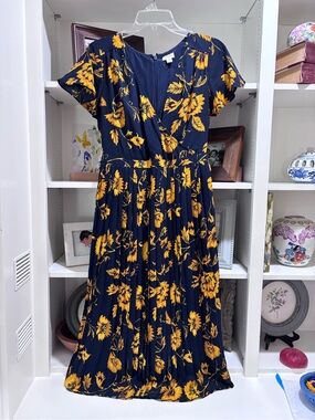 J. Crew Floral Pleated Dress sz 4